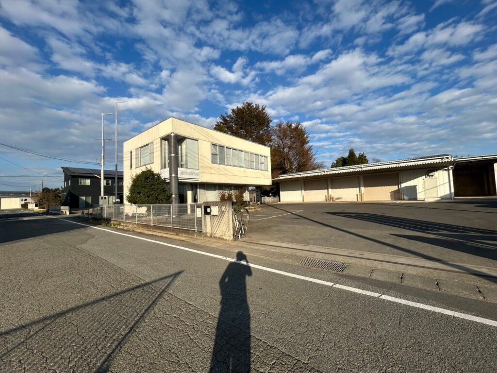伊勢崎市　上植木本町　貸事務所・倉庫　賃料　473,000円（税込み）