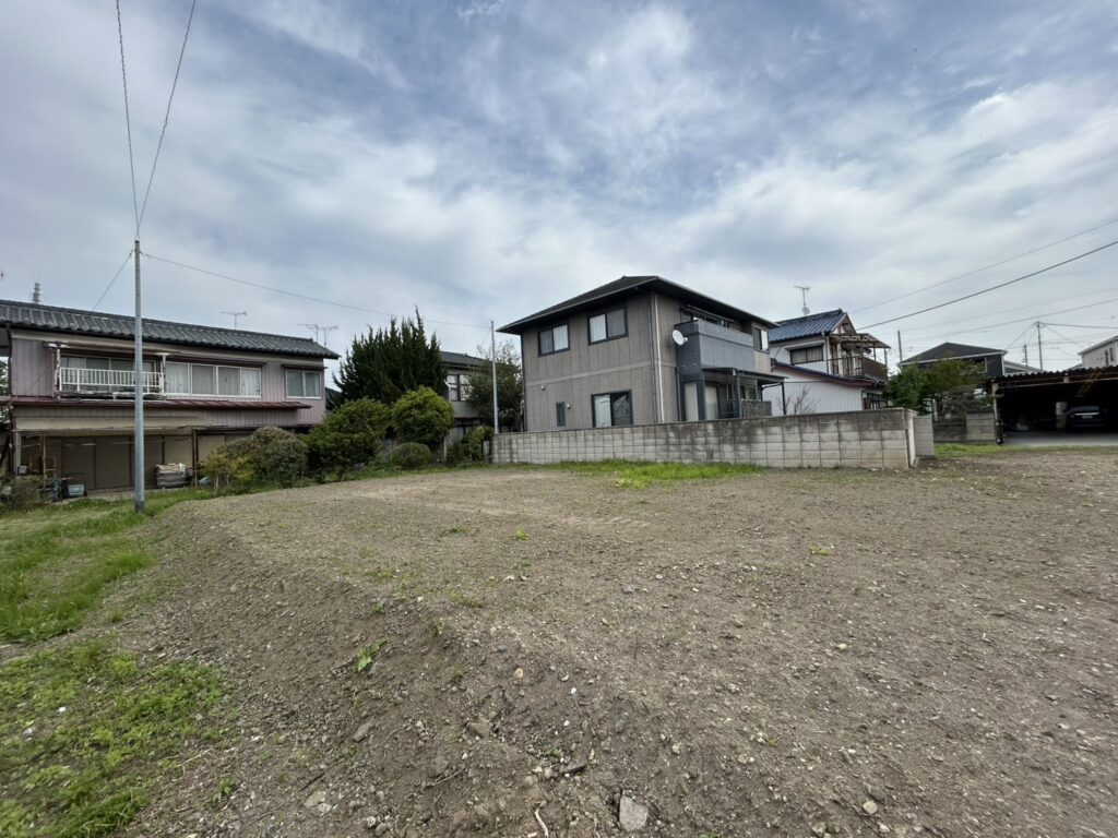 伊勢崎市　茂呂町二丁目　売地　950万円　専属専任